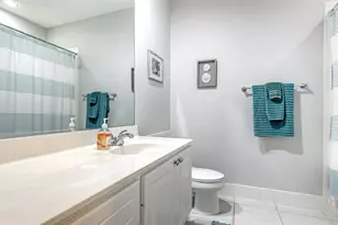 7944 Bergamo Ave, Sarasota, FL 34238 - Photo 32