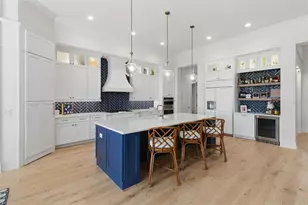 8853 Colonels Ct, Sarasota, FL 34240 - Photo 6