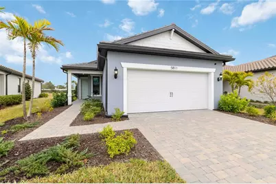 5811 Silverside Pine Court, Lakewood Ranch, FL 34211 - Photo 1