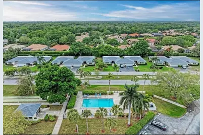 7461 W Country Club Drive N #108, Sarasota, FL 34243 - Photo 20