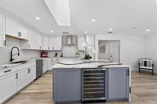 2155 Harbourside Dr, Longboat Key, FL 34228 - Photo 24