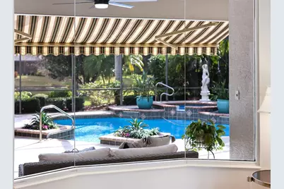 7012 Twin Hills Terrace, Lakewood Ranch, FL 34202 - Photo 22