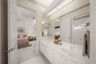 2799 Dick Wilson Dr, Sarasota, FL 34240 - Photo 28