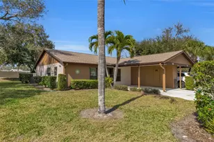 1700 Curry Trail, Nokomis, FL 34275 - Photo 2
