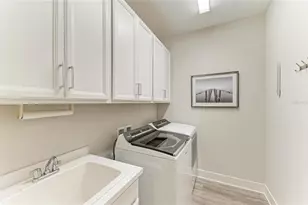 1021 Crosswind Ave, Sarasota, FL 34240 - Photo 40