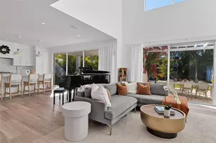 1642 Arlington St, Sarasota, FL 34239 - Photo 10