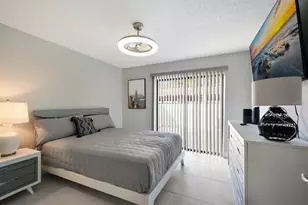 339 Barcelona Dr, Bradenton, FL 34210 - Photo 8