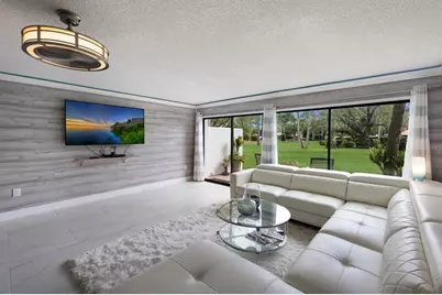 339 Barcelona Drive #339, Bradenton, FL 34210 - Photo 4