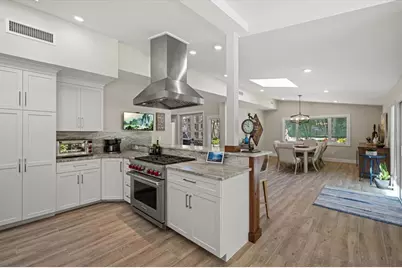 5045 Oxford Drive, Sarasota, FL 34242 - Photo 22