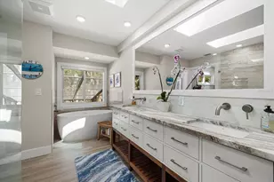 5045 Oxford Dr, Sarasota, FL 34242 - Photo 30