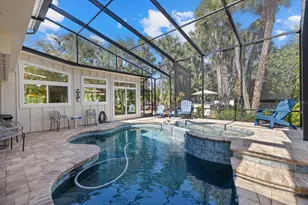 5045 Oxford Dr, Sarasota, FL 34242 - Photo 12