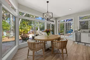 5045 Oxford Dr, Sarasota, FL 34242 - Photo 22