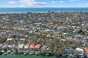 5045 Oxford Dr, Sarasota, FL 34242 - Photo 10