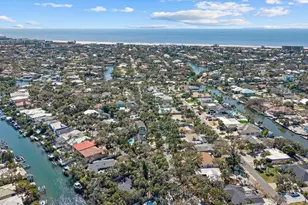 5045 Oxford Dr, Sarasota, FL 34242 - Photo 70