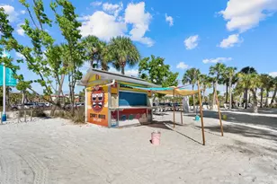 5045 Oxford Dr, Sarasota, FL 34242 - Photo 88