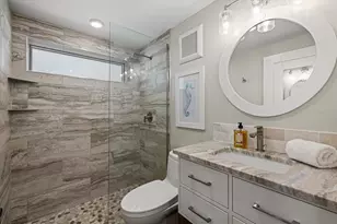 5045 Oxford Dr, Sarasota, FL 34242 - Photo 48