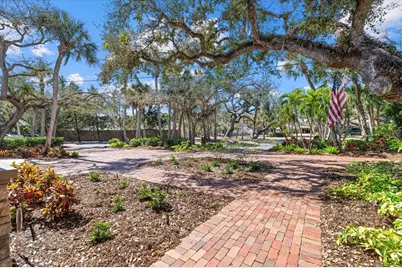 5045 Oxford Drive, Sarasota, FL 34242 - Photo 82