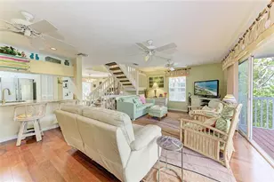 6250 Holmes Blvd, Holmes Beach, FL 34217 - Photo 20