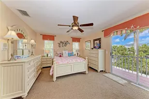 6250 Holmes Blvd, Holmes Beach, FL 34217 - Photo 28