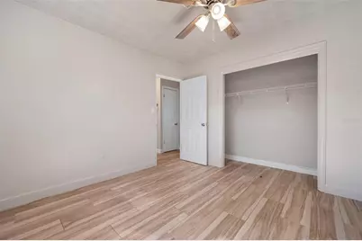 4213 Des Plaines Drive, Sarasota, FL 34233 - Photo 16