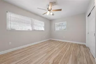 4213 Des Plaines Dr, Sarasota, FL 34233 - Photo 20