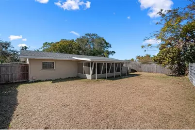 4213 Des Plaines Drive, Sarasota, FL 34233 - Photo 26