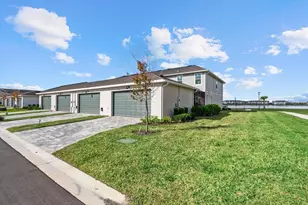 7328 Portlight Ln, Sarasota, FL 34240 - Photo 36