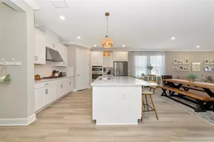 8516 Golden Dawn Ct, Sarasota, FL 34241 - Photo 10