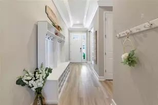 8516 Golden Dawn Ct, Sarasota, FL 34241 - Photo 2