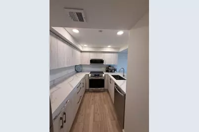 11 Sunset Drive #105, Sarasota, FL 34236 - Photo 6