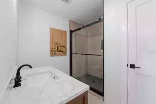 501 65th St, Holmes Beach, FL 34217 - Photo 36