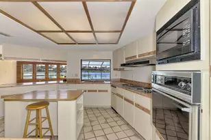 5028 Willow Leaf Way, Sarasota, FL 34241 - Photo 16