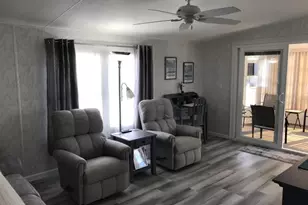 2081 Detroiter St, Sarasota, FL 34231 - Photo 2