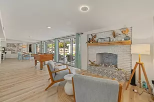2069 Bougainvillea St, Sarasota, FL 34239 - Photo 14