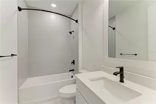 1051 Waterline Ct, Sarasota, FL 34240 - Photo 32