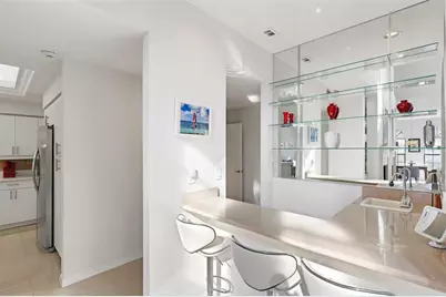 7242 Villa D Este Drive, Sarasota, FL 34238 - Photo 10