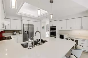 7242 Villa D Este Dr, Sarasota, FL 34238 - Photo 16