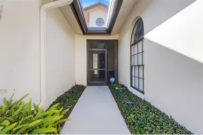 7242 Villa D Este Drive, Sarasota, FL 34238 - Photo 2