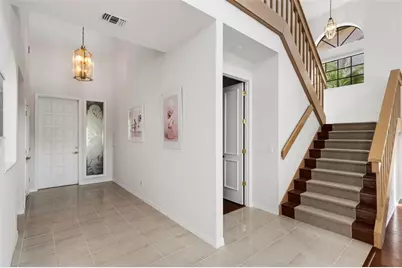 7242 Villa D Este Drive, Sarasota, FL 34238 - Photo 4