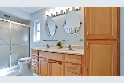 1806 67th Street W, Bradenton, FL 34209 - Photo 18