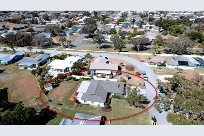 1806 67th Street W, Bradenton, FL 34209 - Photo 2