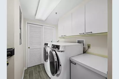 2110 Harbourside Drive #547, Longboat Key, FL 34228 - Photo 32