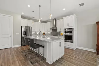 5925 Bluestar Court, Lakewood Ranch, FL 34211 - Photo 4
