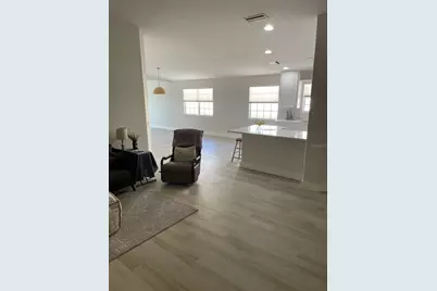 7630 Pesaro Drive, Sarasota, FL 34238 - Photo 14