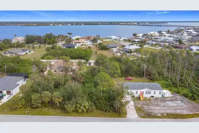 5248 Noyes Lane, Port Charlotte, FL 33981 - Photo 4