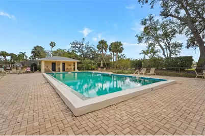 5524 Palm Aire Drive #5524, Sarasota, FL 34243 - Photo 12