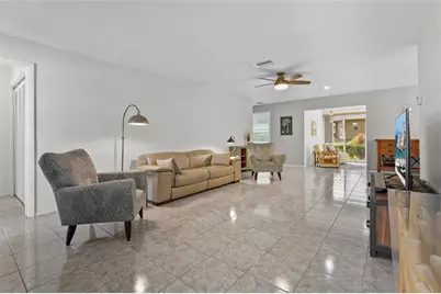 5524 Palm Aire Drive #5524, Sarasota, FL 34243 - Photo 4