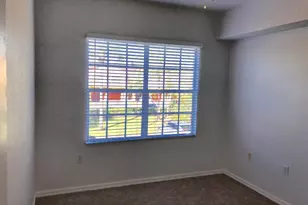 5600 Bentgrass Dr, Sarasota, FL 34235 - Photo 8