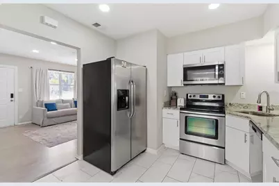 305 N Conrad Avenue, Sarasota, FL 34237 - Photo 10