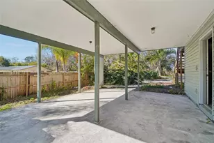 18411 Autumn Mist Dr, Lutz, FL 33549 - Photo 4